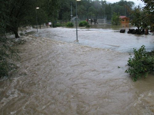 Nedeljsko jutro na mostu v Topolah